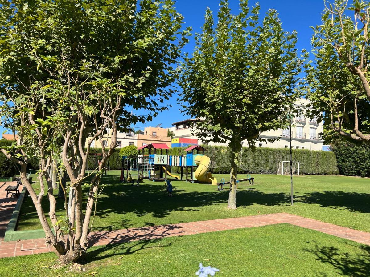 Alcazaba Beach Estepona Ngoại thất bức ảnh