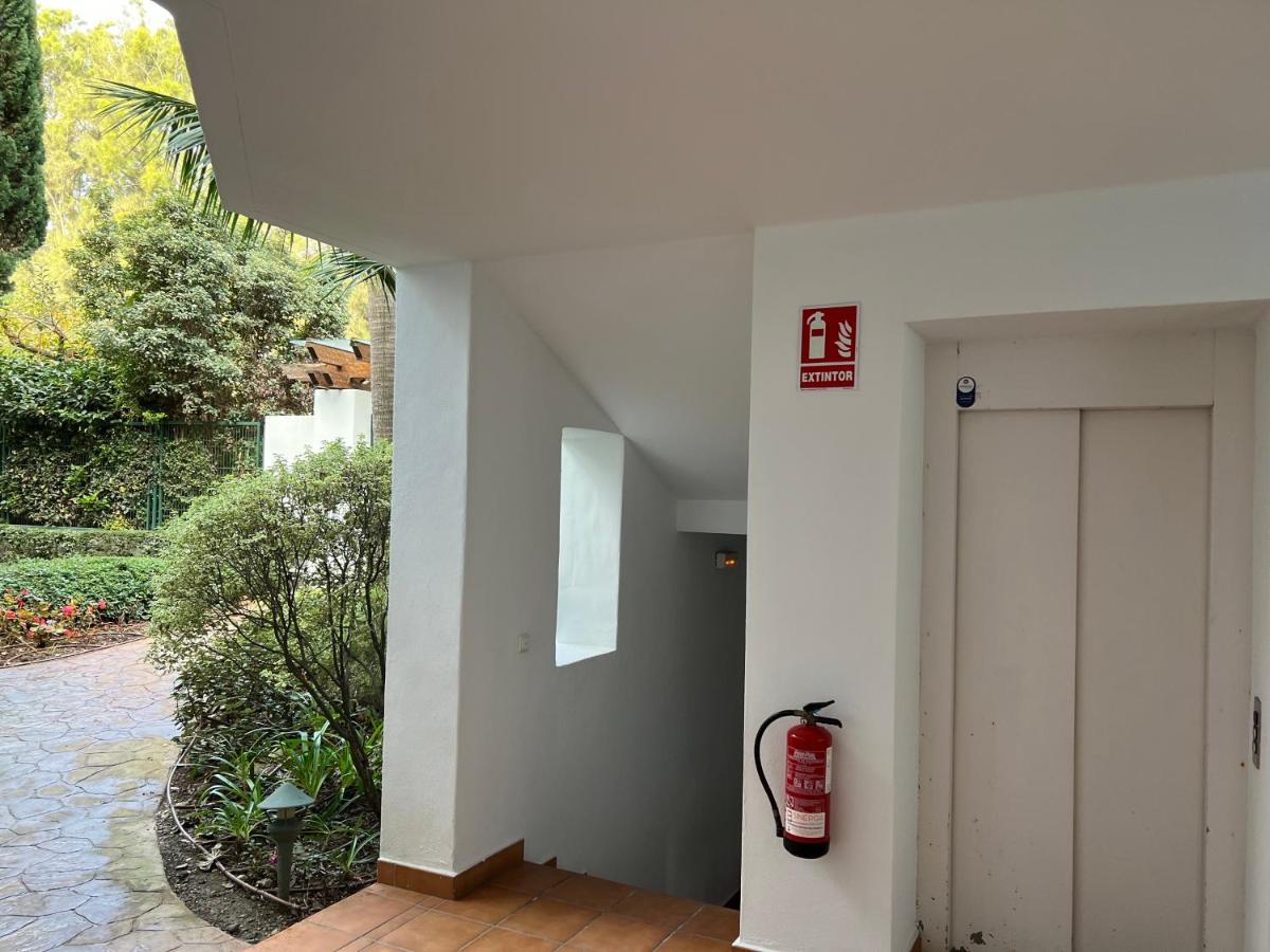 Alcazaba Beach Estepona Ngoại thất bức ảnh